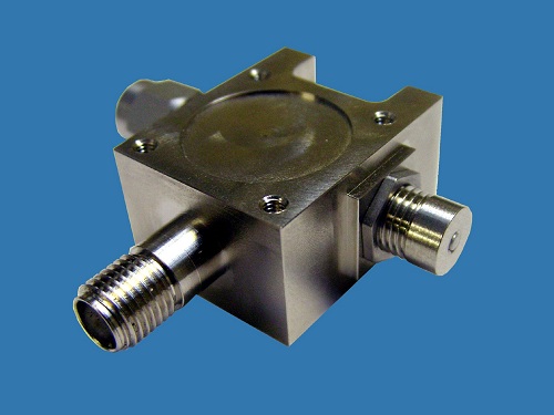 Generic Isolator from 3 to 6GHz with SOLID Connectors